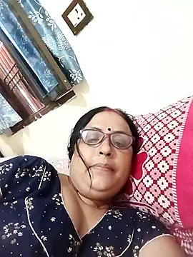 Snapshot of Kiyara8 chatting on September 26, 2025, 6:20 am Kiyara8 online show from September 26, 2025, 6:20 am