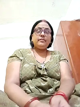 Snapshot of Kiyara8 chatting on September 22, 2025, 7:03 am Kiyara8 online show from September 22, 2025, 7:03 am