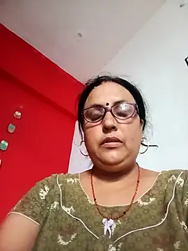 Kiyara8 online show from September 12, 2025, 3:17 am