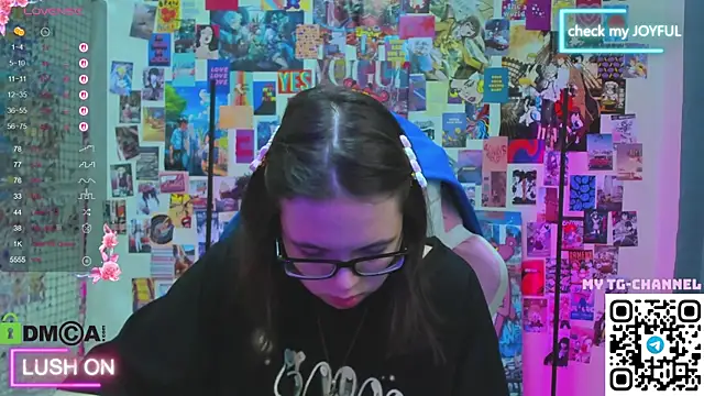 Chio Mio online show from September 24, 2025, 1:35 am