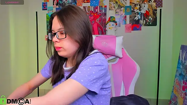 Chio Mio online show from March 9, 2025, 9:57 am