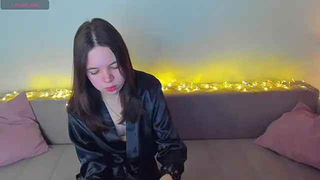 Chio Mio online show from March 15, 2025, 1:29 pm