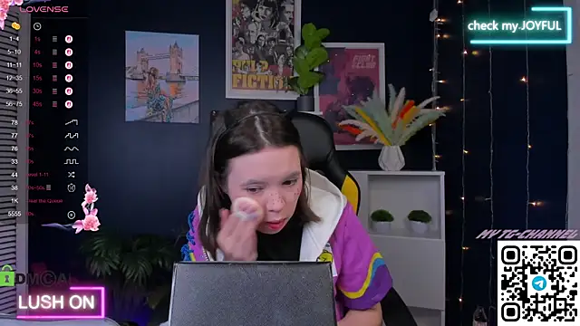 Chio Mio online show from September 29, 2025, 4:56 pm