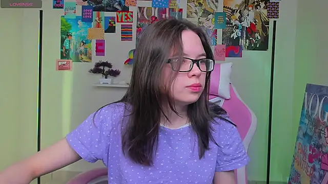 Chio Mio online show from March 7, 2025, 10:24 am