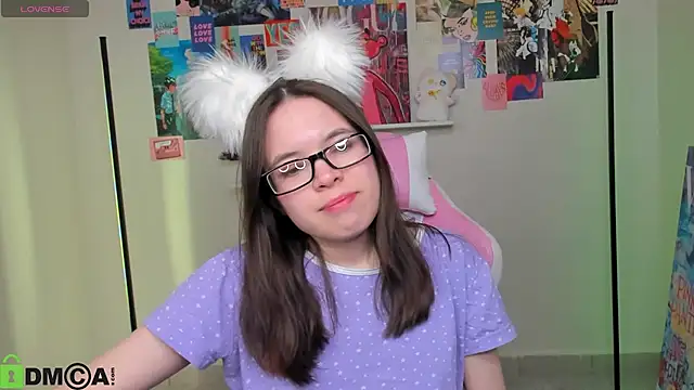 Chio Mio online show from March 6, 2025, 1:24 pm