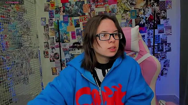 Chio Mio online show from October 5, 2025, 2:02 am