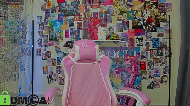 Chio Mio online show from October 18, 2025, 2:13 am