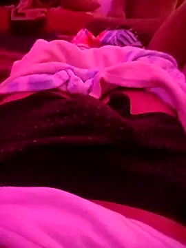 Snapshot of Rami21 chatting on February 17, 2025, 9:35 am Rami21 online show from February 17, 2025, 9:35 am