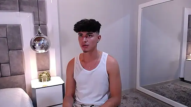 DrakeCollinss online show from February 14, 2025, 1:45 am