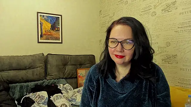 Mamakissymissy online show from February 11, 2025, 3:40 pm