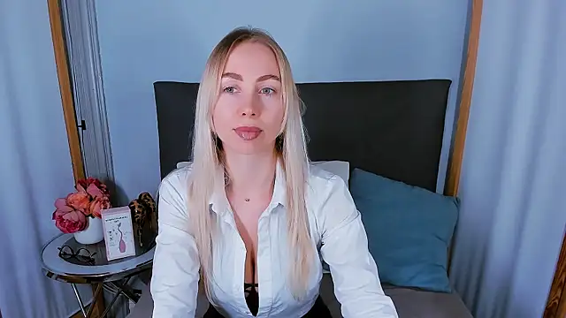 MargaritaRose online show from March 24, 2026, 9:04 pm