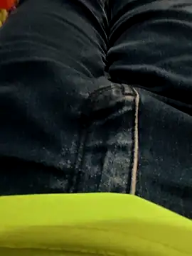 urrubybaby online show from September 25, 2025, 7:47 am