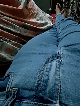 urrubybaby online show from September 27, 2025, 5:24 am