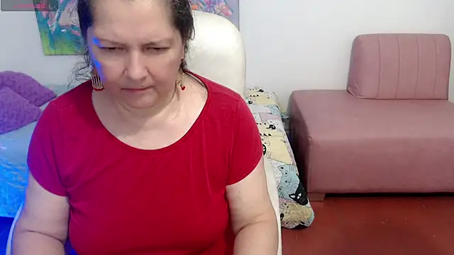 leonela 69 online show from March 18, 2025, 1:24 am
