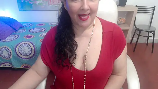 leonela 69 online show from March 11, 2025, 2:21 am