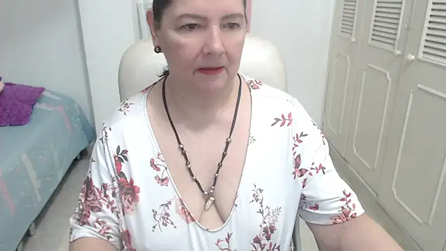Snapshot of leonela_69 chatting on July 14, 2026, 11:44 pm leonela 69 online show from July 14, 2026, 11:44 pm