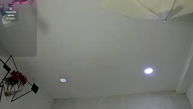 Snapshot of EmiliaRose_ chatting on September 25, 2025, 8:48 pm EmiliaRose online show from September 25, 2025, 8:48 pm