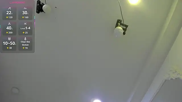 Snapshot of EmiliaRose_ chatting on February 28, 2026, 9:14 pm EmiliaRose online show from February 28, 2026, 9:14 pm