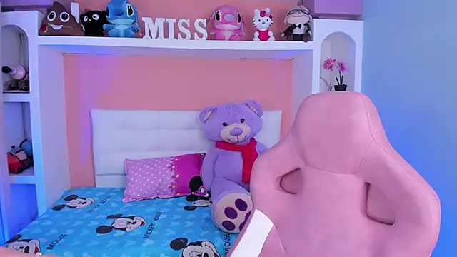 Snapshot of miss___megan chatting on October 9, 2025, 2:34 am miss   megan online show from October 9, 2025, 2:34 am