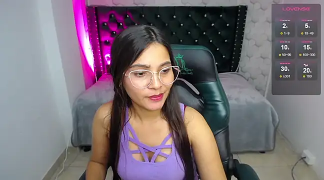 ariana miller m online show from March 20, 2025, 10:51 pm