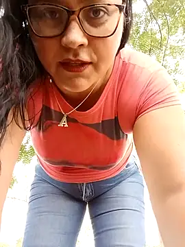 promiscuous-indecent-momm online show from February 27, 2025, 3:26 pm