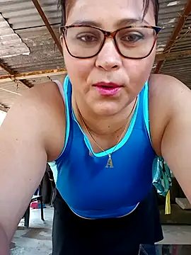 promiscuous-indecent-momm online show from March 2, 2025, 2:15 pm