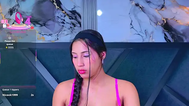 YesyHills online show from September 30, 2025, 7:09 pm