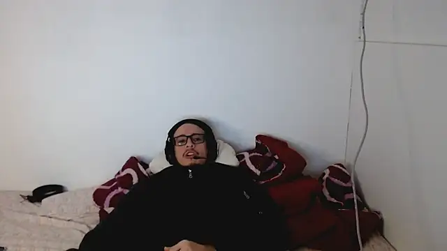 cholitohermoso online show from September 30, 2025, 3:18 pm