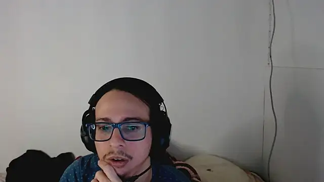 cholitohermoso online show from October 27, 2025, 4:52 pm