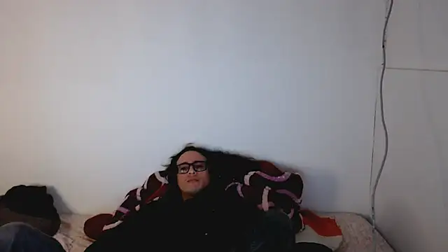 cholitohermoso online show from October 7, 2025, 2:07 pm