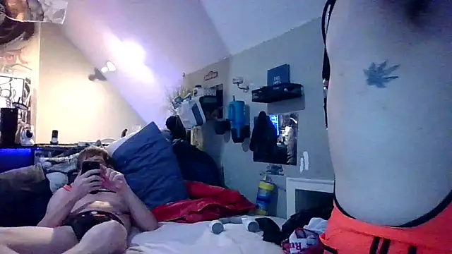 Sk00byJaXxX212 online show from March 10, 2026, 3:32 am