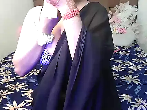 Snapshot of megancatluna chatting on October 3, 2025, 3:30 am megancatluna online show from October 3, 2025, 3:30 am