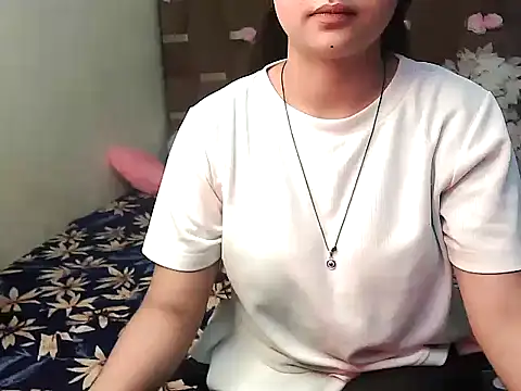 Snapshot of megancatluna chatting on October 4, 2025, 3:41 am megancatluna online show from October 4, 2025, 3:41 am