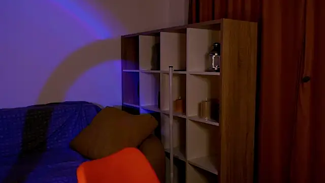 Snapshot of RaileReed chatting on February 16, 2026, 1:43 pm RaileReed online show from February 16, 2026, 1:43 pm