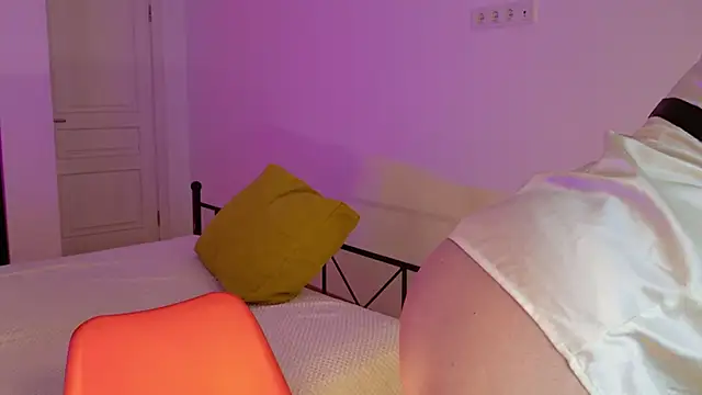 Snapshot of RaileReed chatting on January 19, 2026, 1:48 pm RaileReed online show from January 19, 2026, 1:48 pm