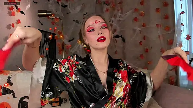 Snapshot of TaiteBayles chatting on October 28, 2025, 2:34 am TaiteBayles online show from October 28, 2025, 2:34 am