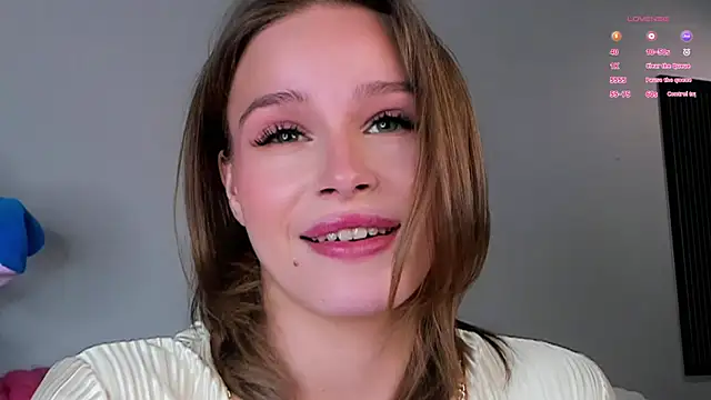 Snapshot of TaiteBayles chatting on September 28, 2025, 1:45 am TaiteBayles online show from September 28, 2025, 1:45 am