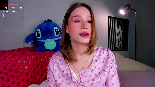 Snapshot of TaiteBayles chatting on October 13, 2025, 1:29 am TaiteBayles online show from October 13, 2025, 1:29 am