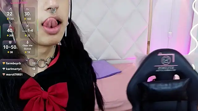 NATTROSE TAY online show from March 4, 2025, 2:42 pm