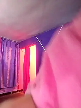 Guardianahot online show from February 14, 2025, 4:26 am