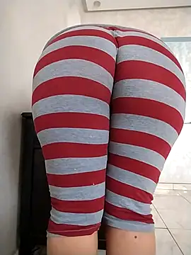 Snapshot of Dalou3a-69 chatting on October 30, 2025, 10:46 am Dalou3a-69 online show from October 30, 2025, 10:46 am