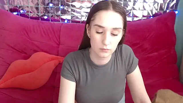 Snapshot of Margarettii chatting on March 3, 2025, 9:24 am Margarettii online show from March 3, 2025, 9:24 am