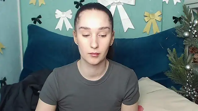 Snapshot of Margarettii chatting on February 17, 2025, 8:52 am Margarettii online show from February 17, 2025, 8:52 am