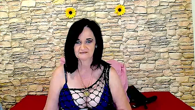 LuciousGrace online show from May 15, 2026, 5:05 am