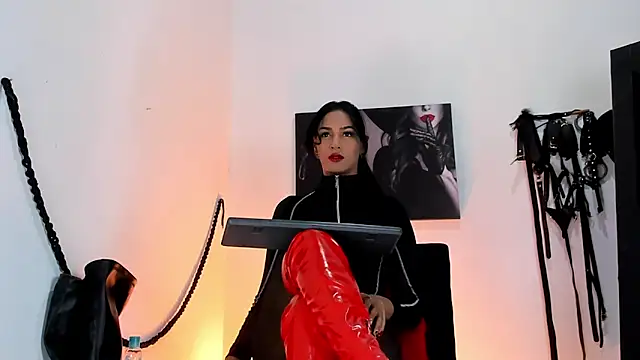 Snapshot of Aleshkastone chatting on September 21, 2025, 9:42 pm Aleshkastone online show from September 21, 2025, 9:42 pm