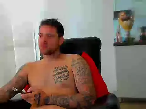 arnold bekam online show from May 9, 2026, 1:25 pm