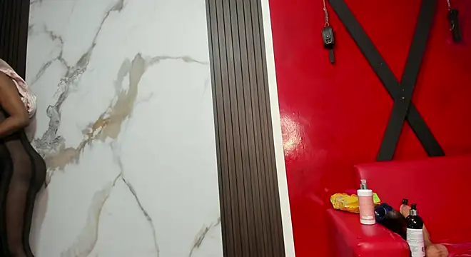 Snapshot of ebony_valentina chatting on October 10, 2025, 1:39 am ebony valentina online show from October 10, 2025, 1:39 am