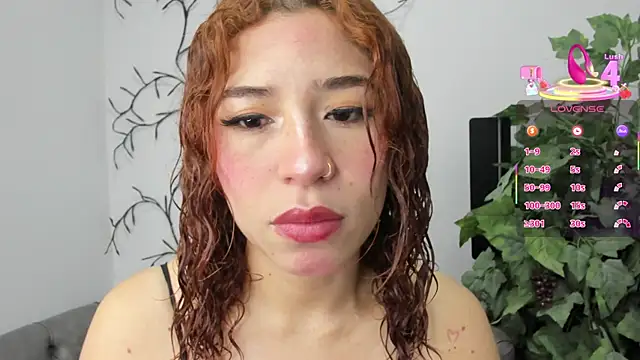 miss  daphne online show from March 3, 2025, 2:33 am