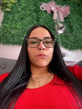 Naatalia online show from February 13, 2026, 6:08 pm