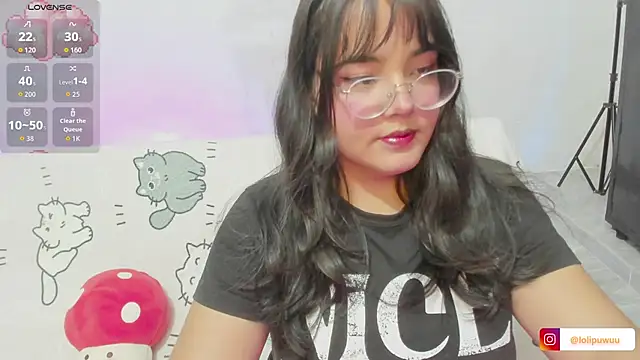 Naoko 7w7 online show from March 19, 2026, 1:05 am